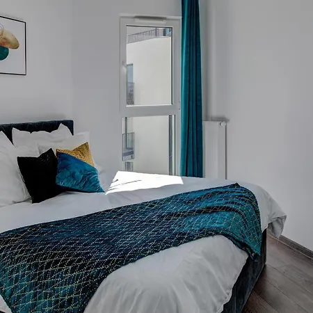 Garbary 104 - Modern Near Old Town - King Bed - Free Parking Apartamento Poznań