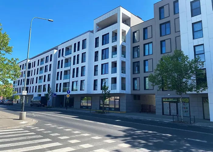 Garbary 104 - Modern Near Old Town - King Bed - Free Parking Poznań