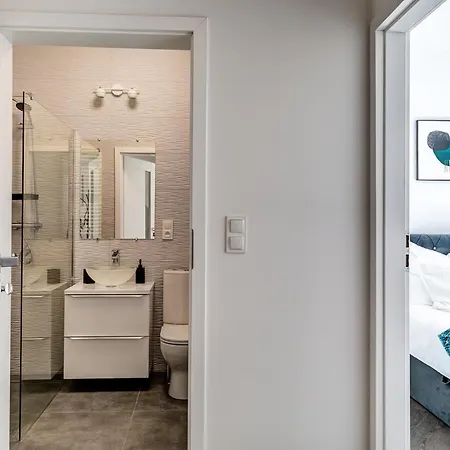 Garbary 104 - Modern Near Old Town - King Bed - Free Parking Apartment Poznan