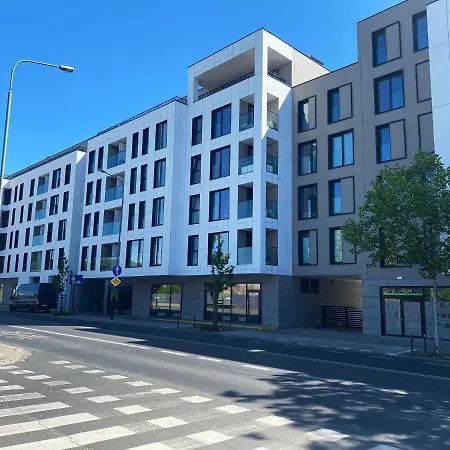 Garbary 104 - Modern Near Old Town - King Bed - Free Parking Poznan
