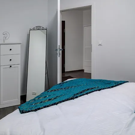 Garbary 104 - Modern Near Old Town - King Bed - Free Parking Poznan