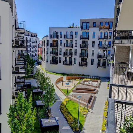 Garbary 104 - Modern Near Old Town - King Bed - Free Parking Διαμέρισμα