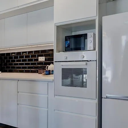 Garbary 104 - Modern Near Old Town - King Bed - Free Parking Apartment Poznan