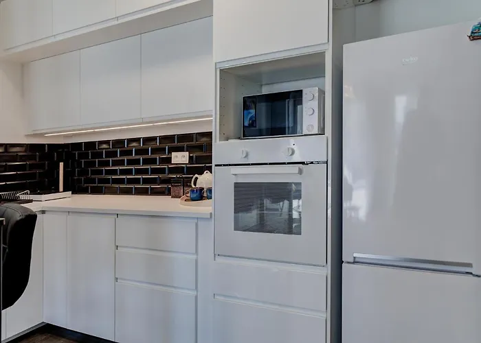 Garbary 104 - Modern Near Old Town - King Bed - Free Parking Апартаменты Познань